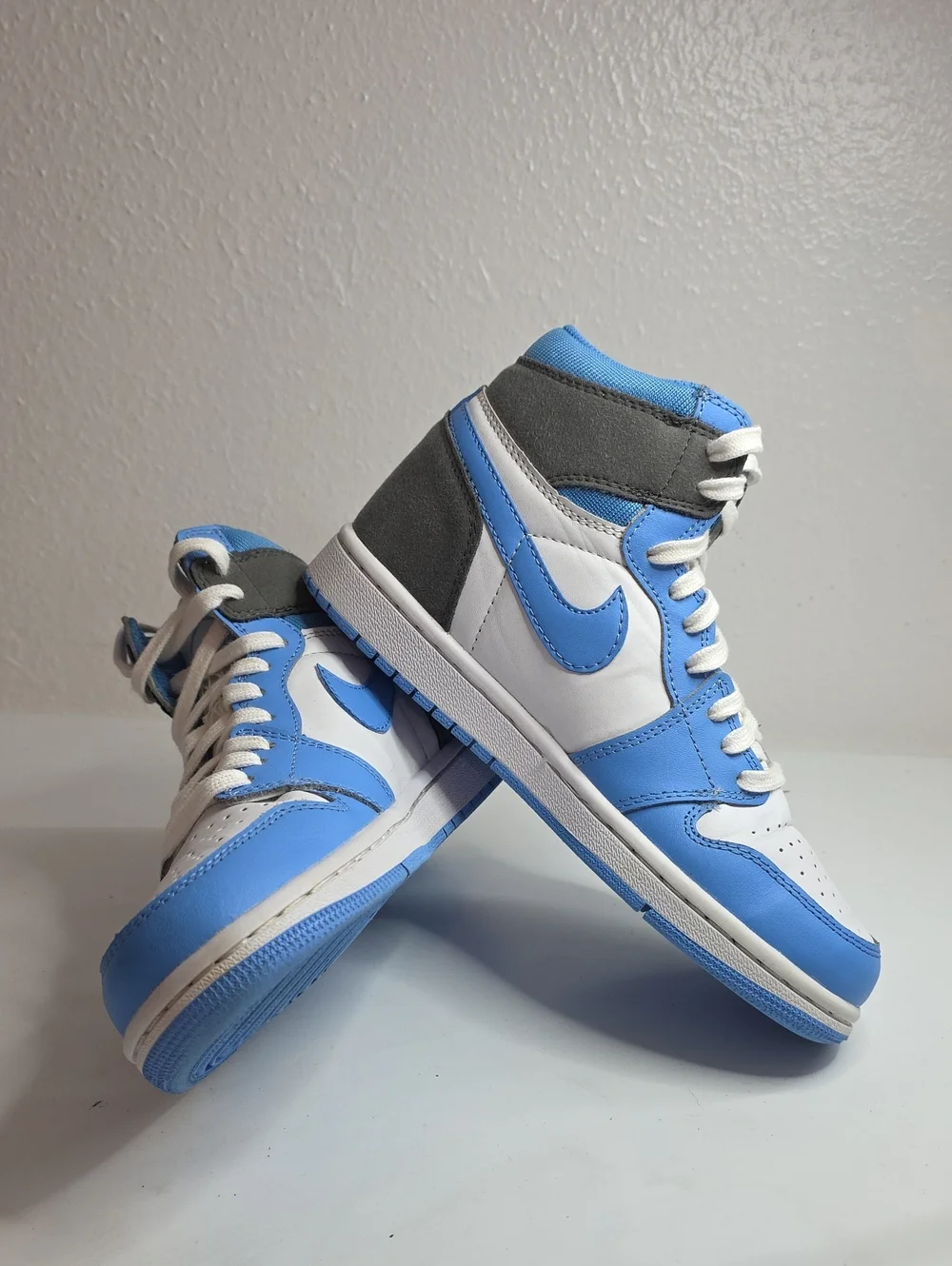 NIKE AIR JORDAN 1 MID UNIVERSITY BLUE GRAY (GS)4.5Y LADIES 6 VGUC CLEAN SNEAKERS